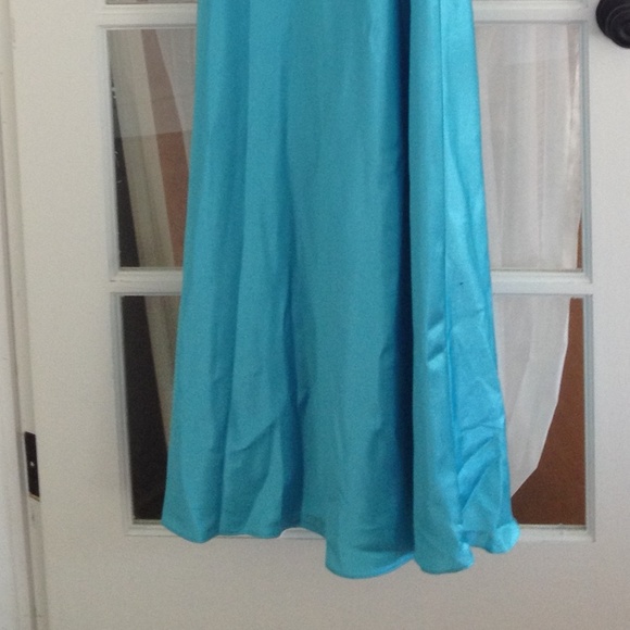 Prom evening gown - Picture 6 of 7